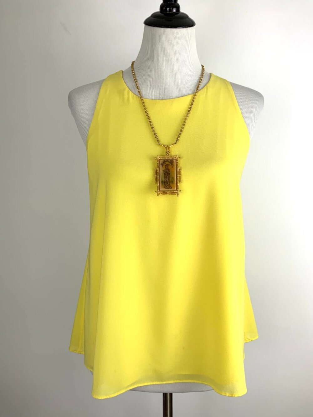 Alice + Olivia Yellow Twisted Halter Keyhole Racerback Tank Top Sz S - Picture 13 of 15